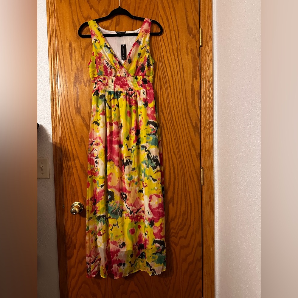 Chaudry Vibrant Midi Dress - NWT - Size M